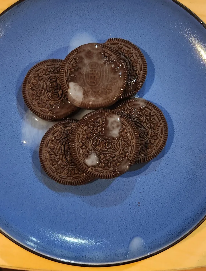 Extra creamy Oreos