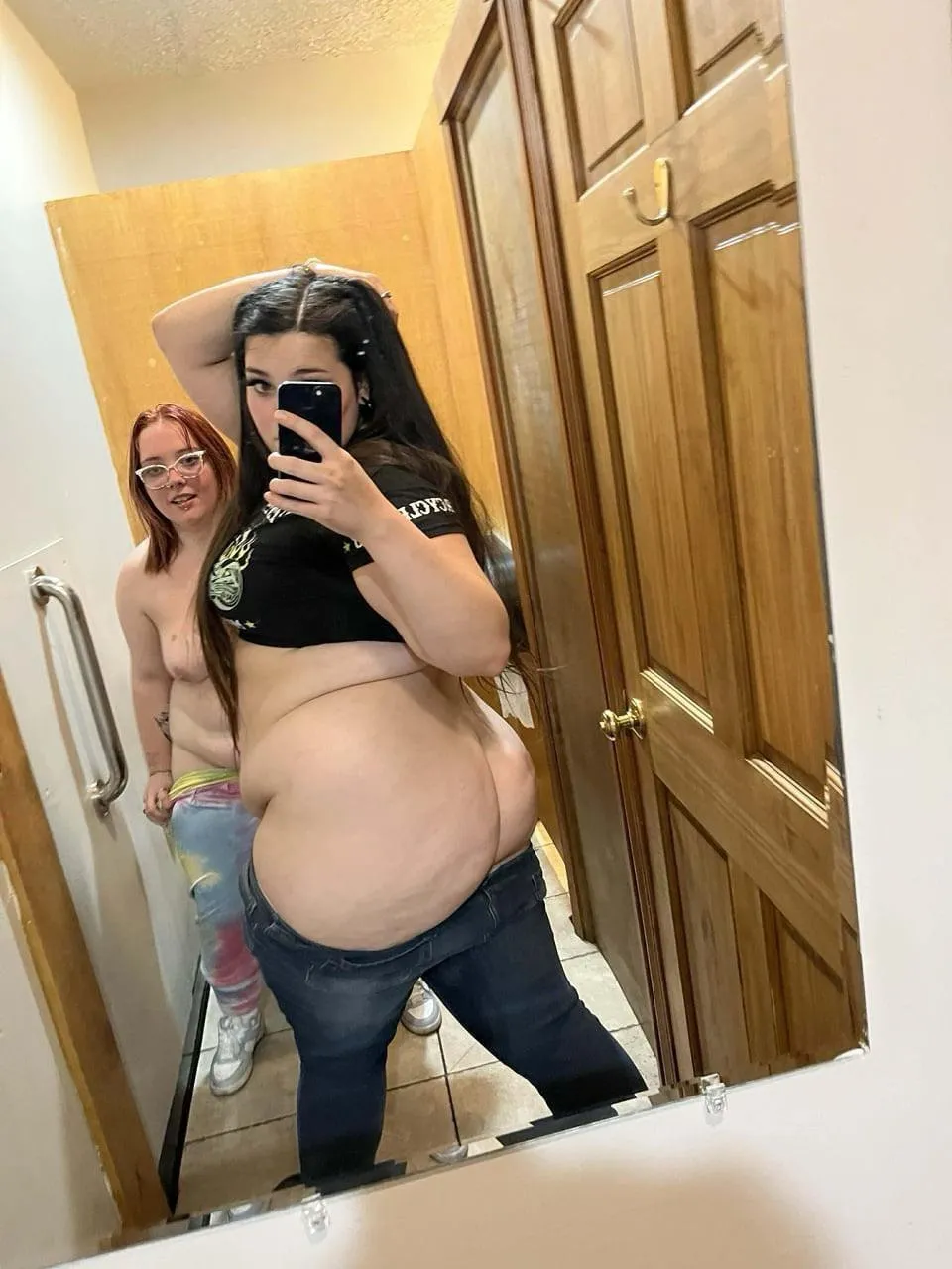 She was still prepping to take nudes & I was ready