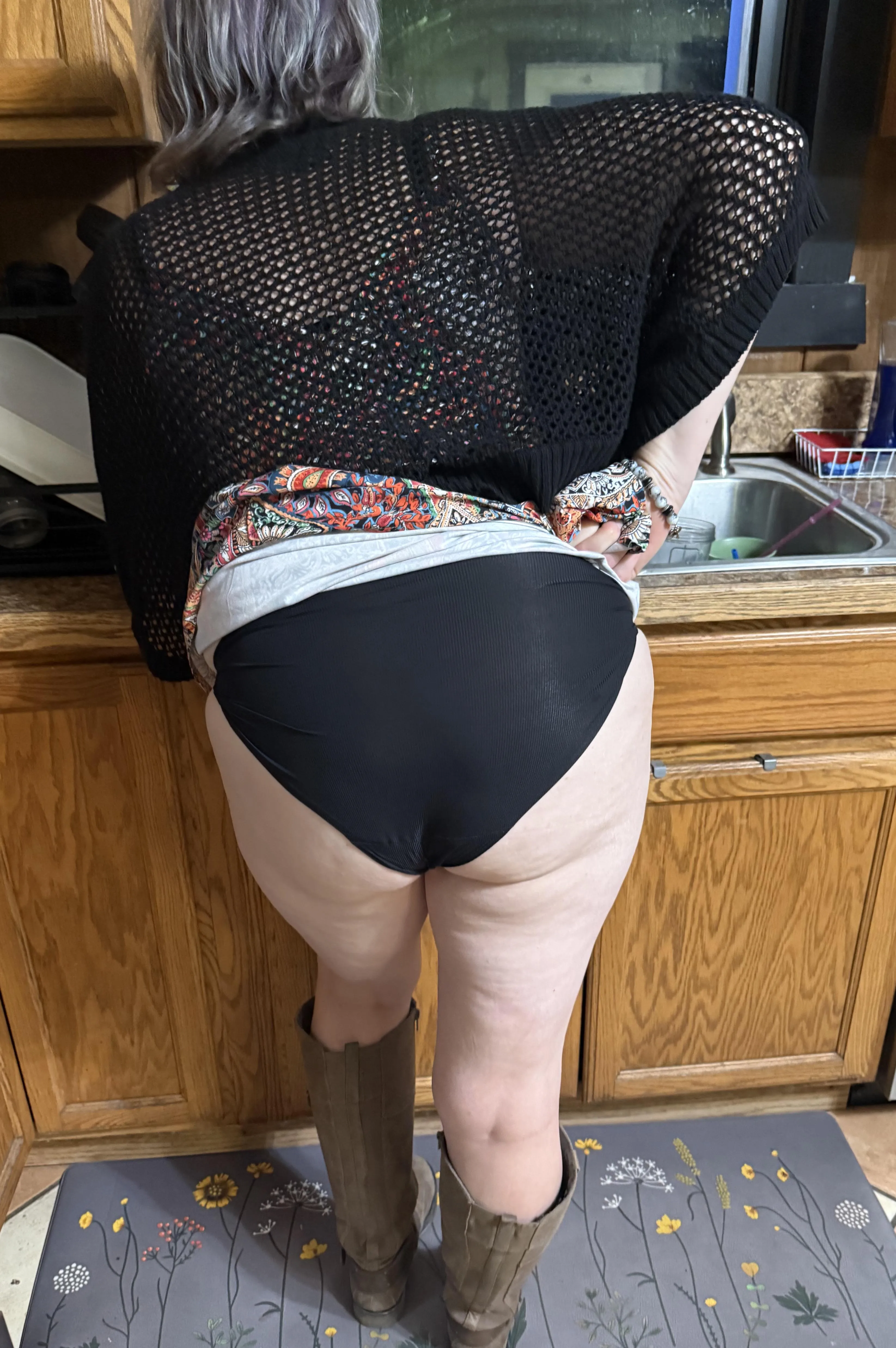 Would you help with the dishes?