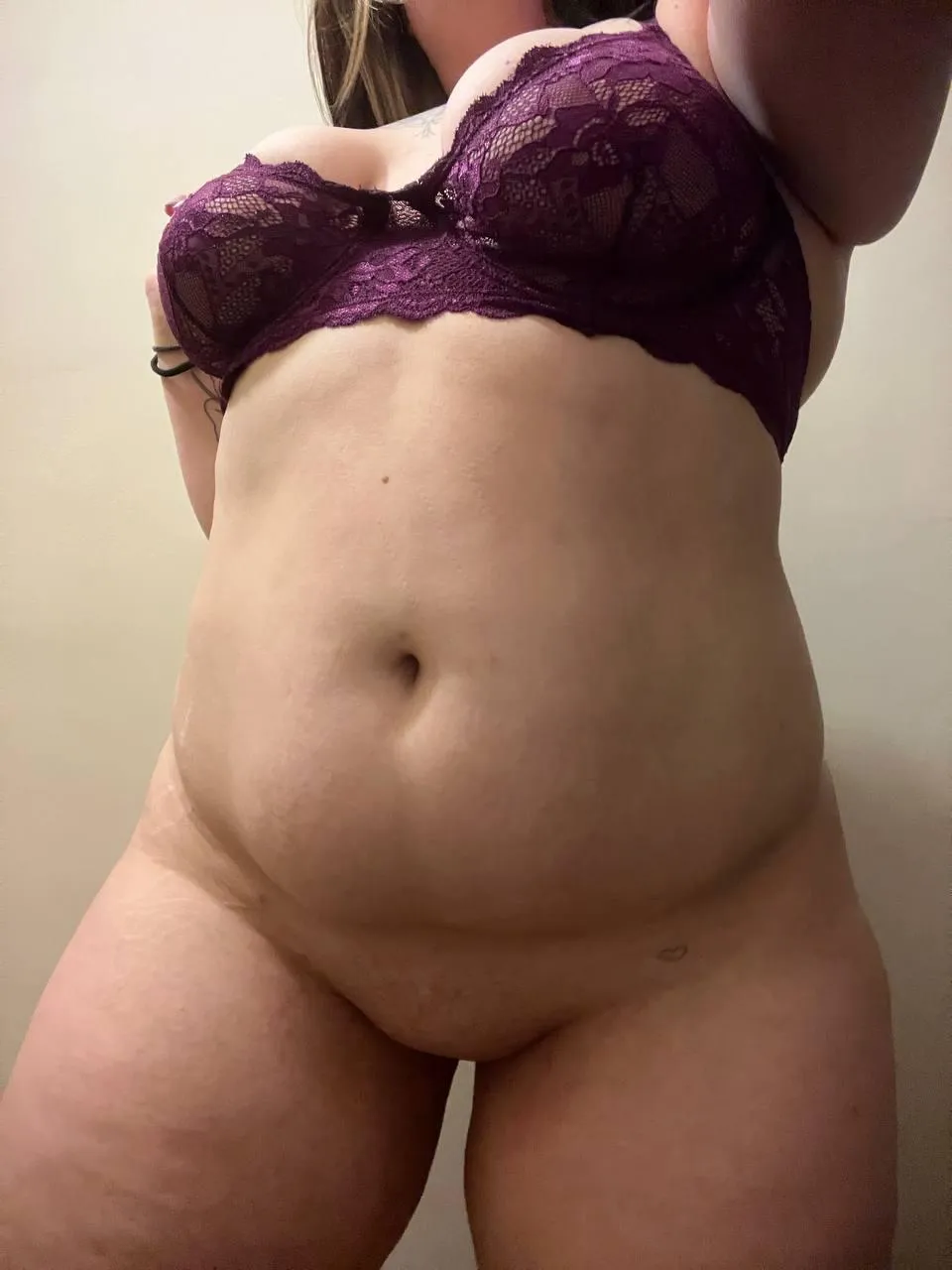 Looking for a gentleman who wouldn’t mind giving me so much attention…