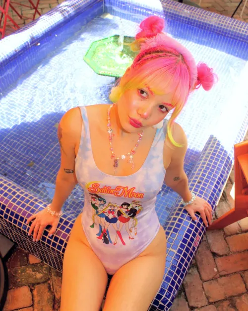 Pretty enough to join you?