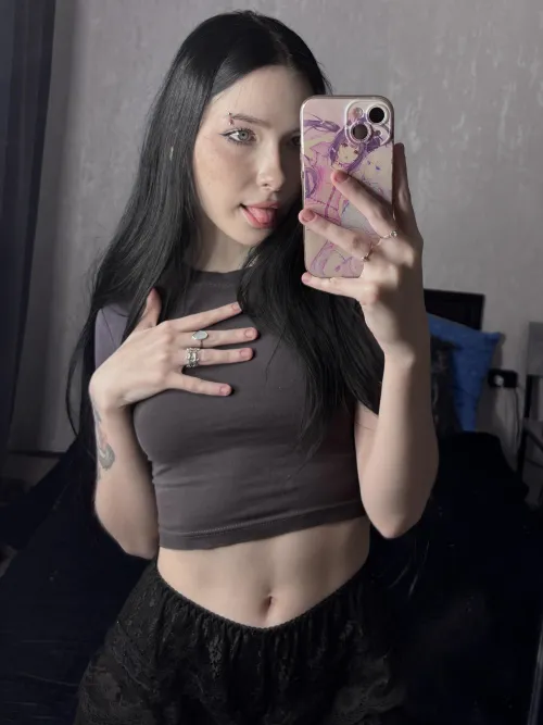 The perfect touch of clothed