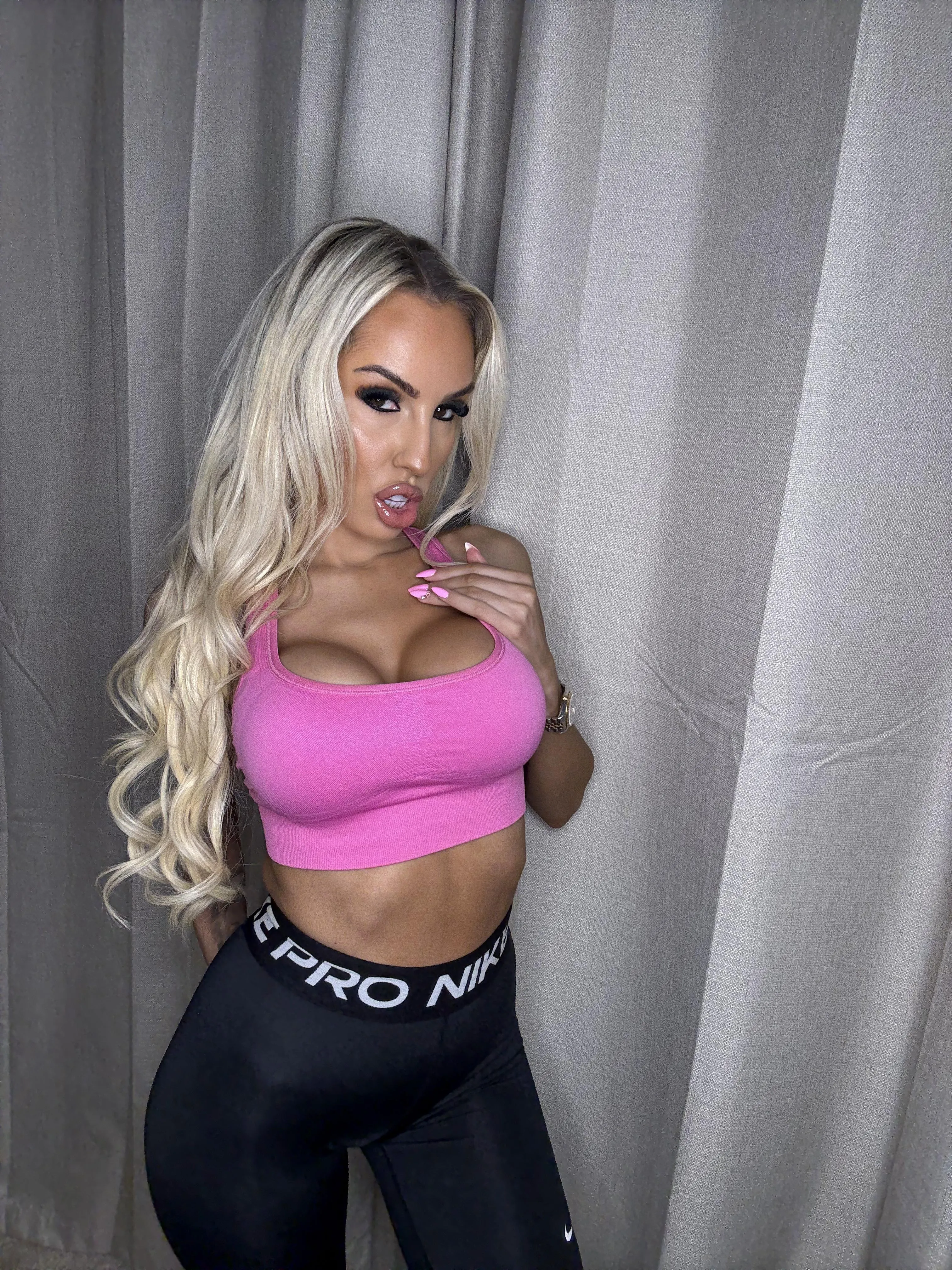 Working out in tight leggings