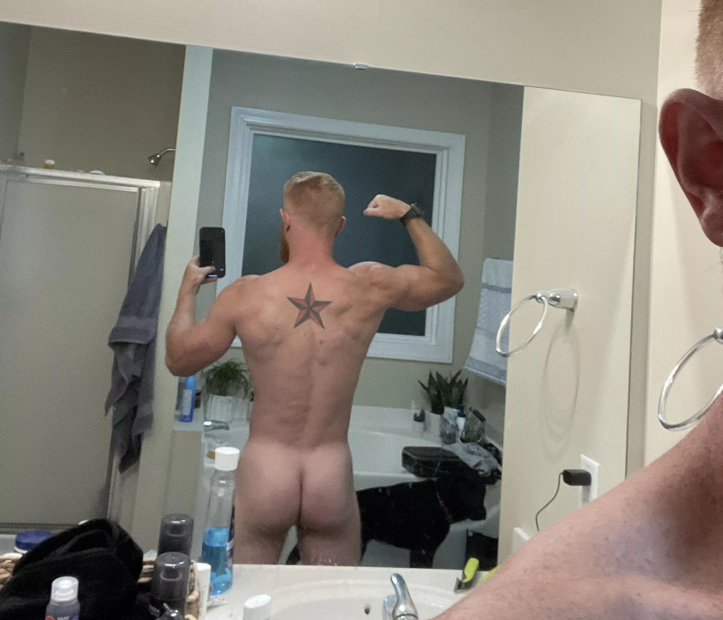A side of me I don’t normally share. Any ladies appreciate a good (39) butt?