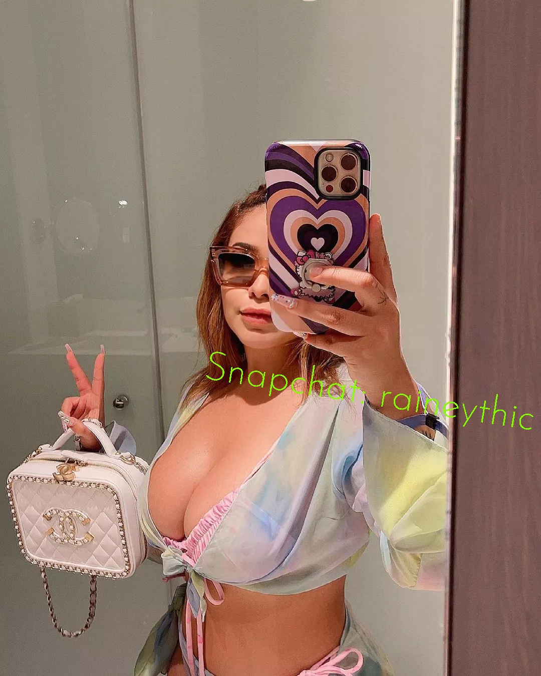 Does this make u hard? 💖 😚