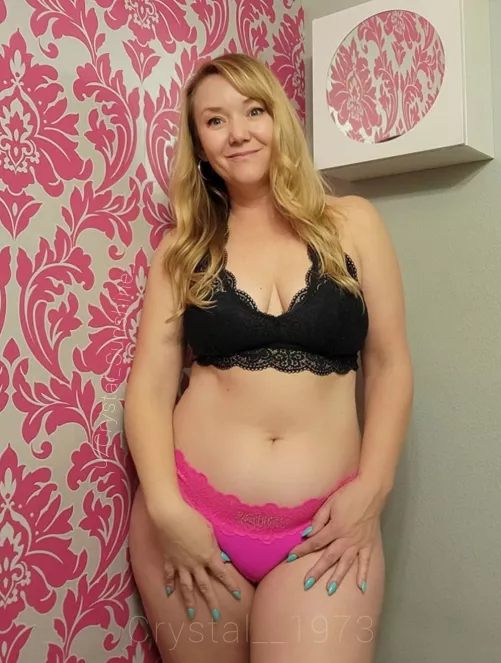 Born in 1973 ❤️ Hot or not?