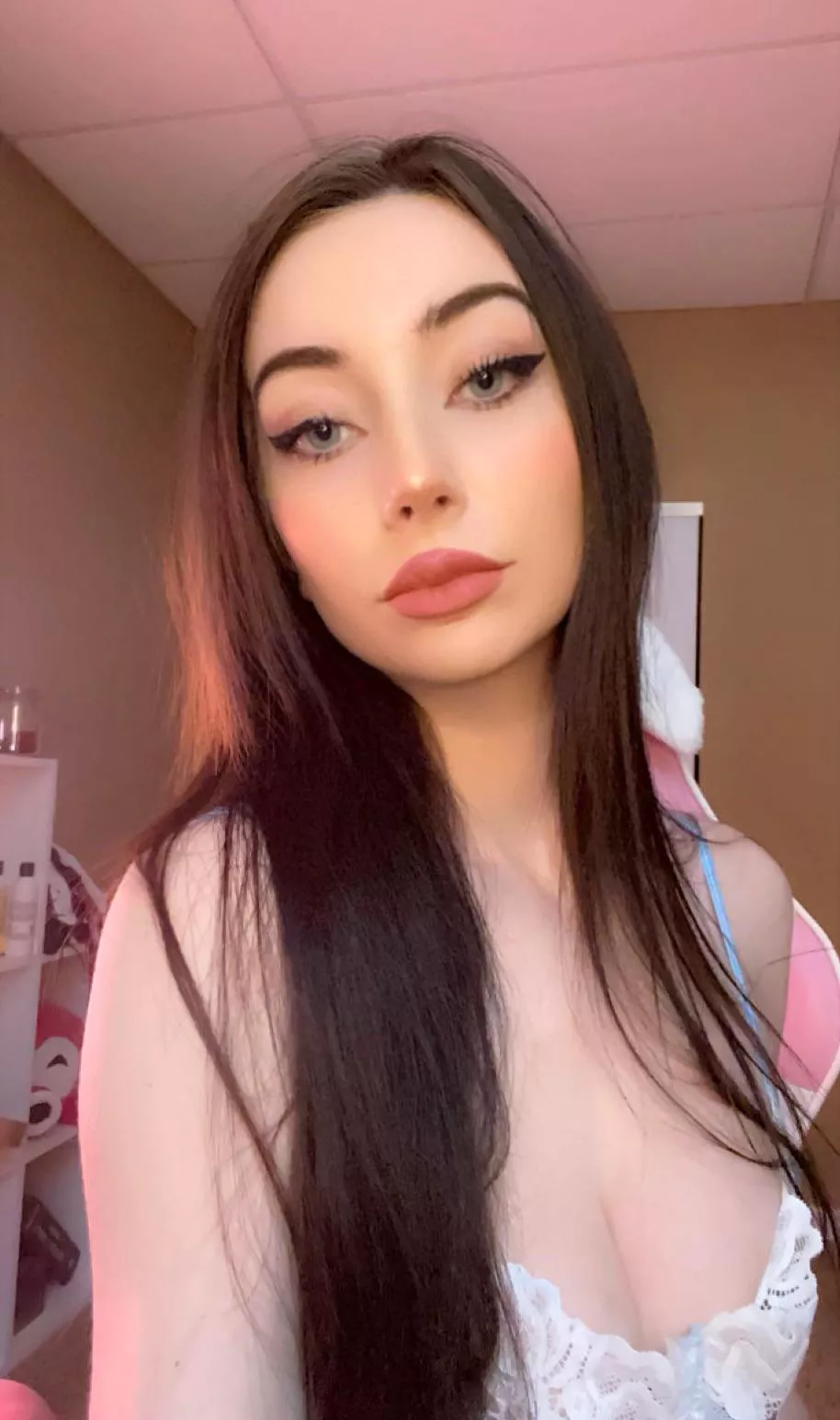 feel so pretty here <3