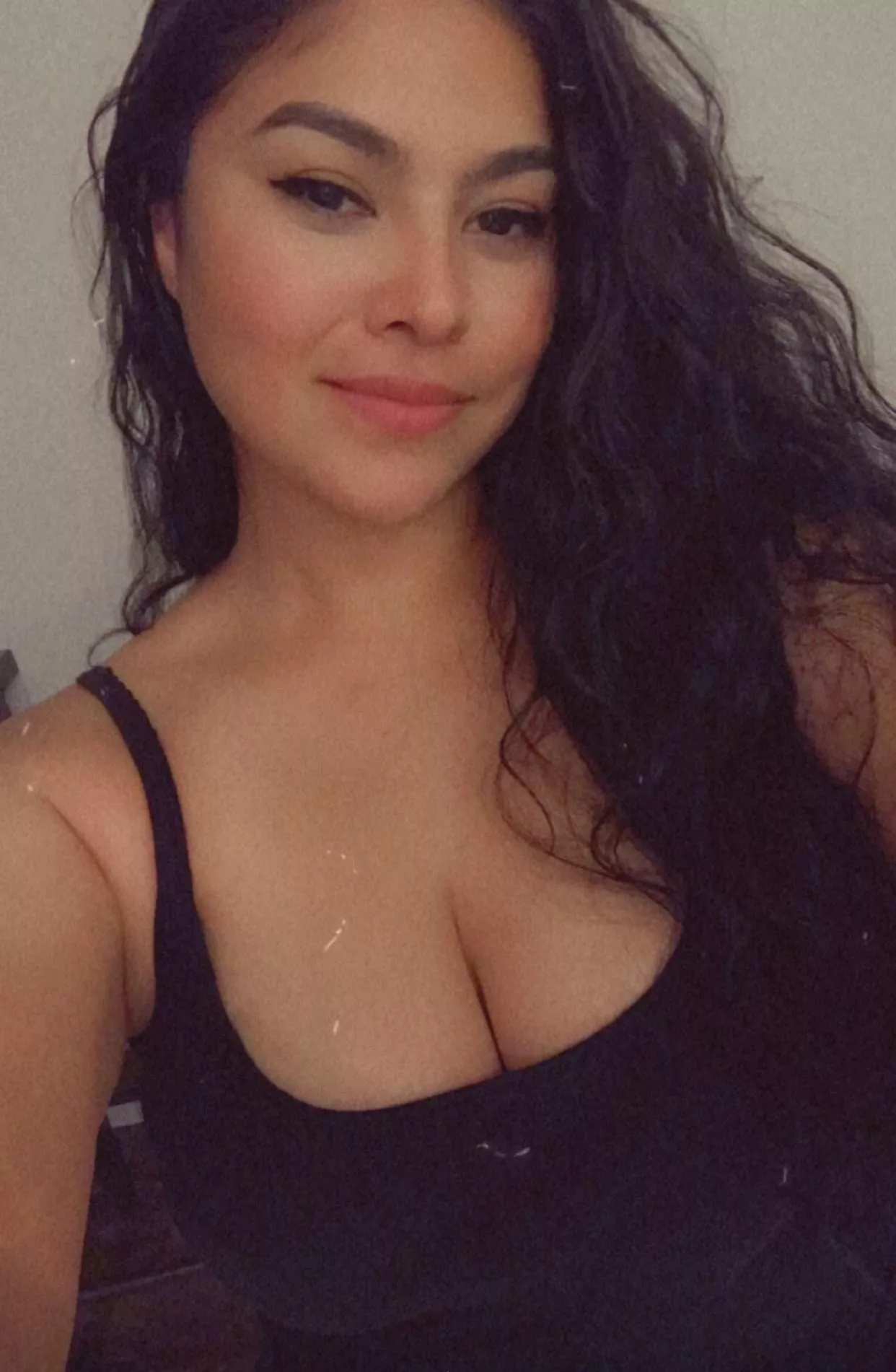 Tell me what you think about when you see me 😊