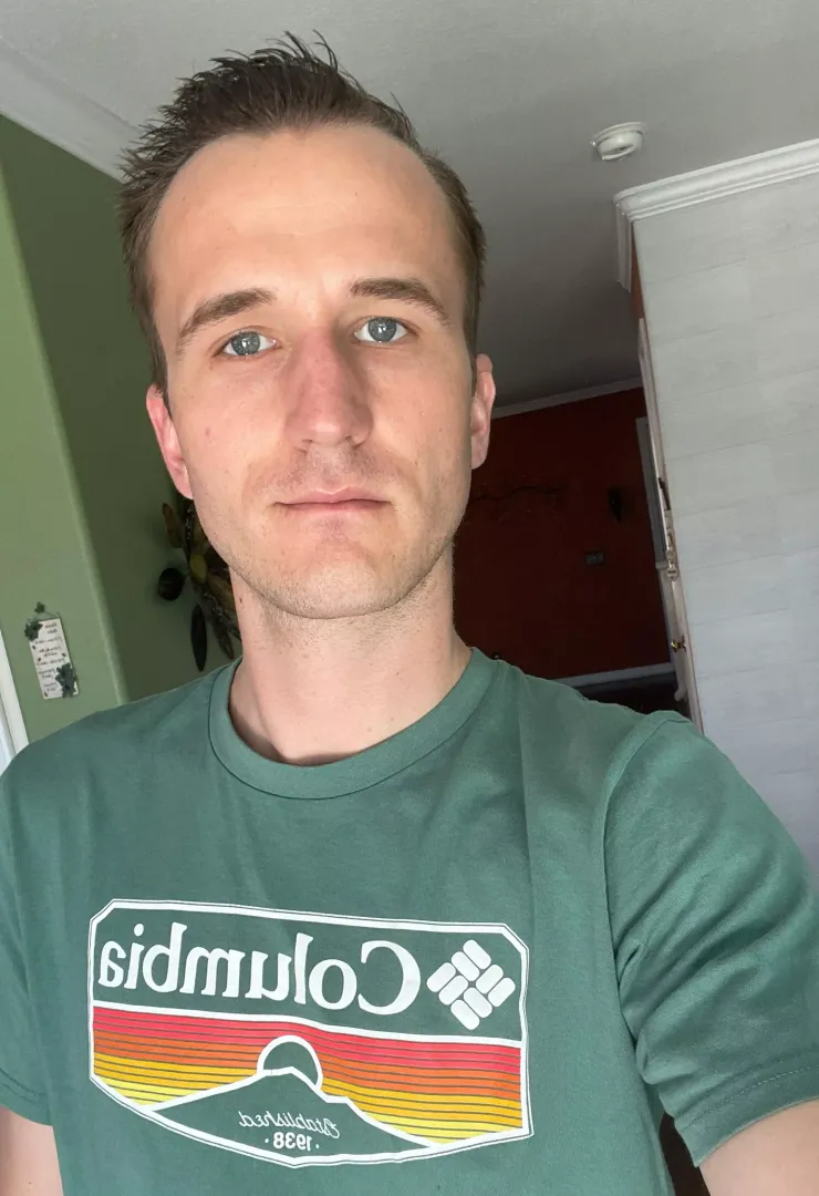 Day off on a Wednesday? Not bad. Say hi! Let’s chat :)