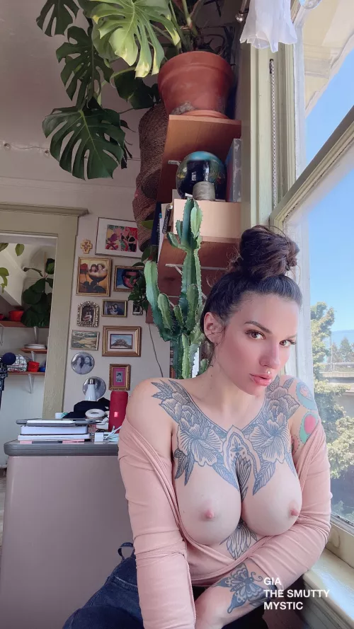 blessing everyone on their morning commute [oc]