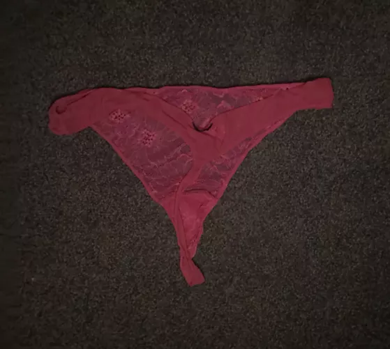 My friends GF worn thong! just got it tonight 😬