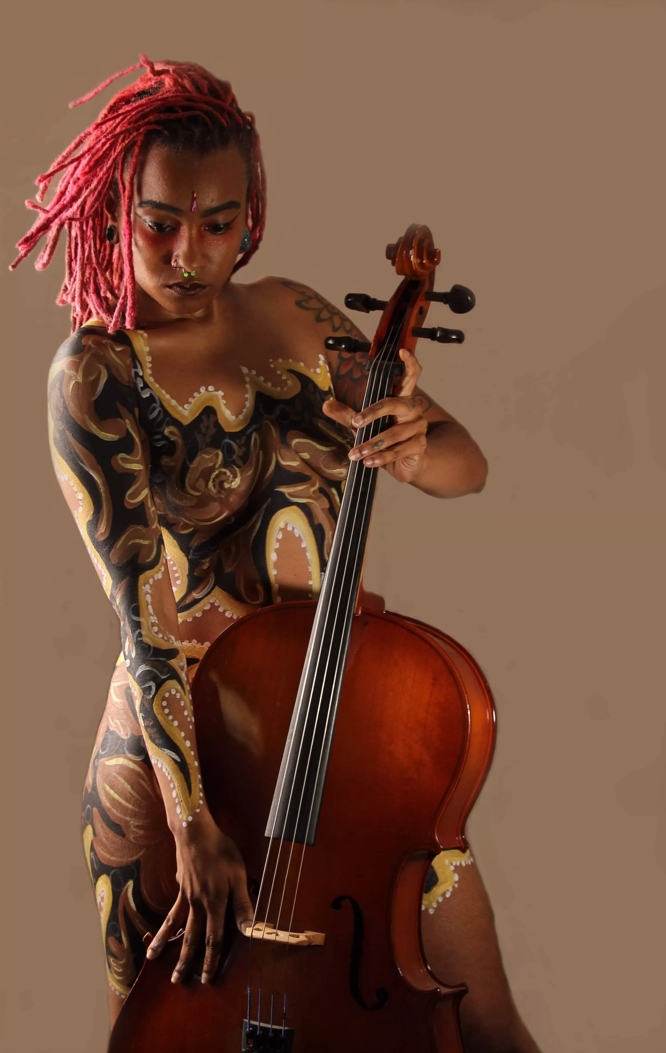 I’m tryna hit some high notes 🎻