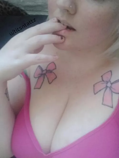 It's Tuesday somewhere, yeah? 🖤