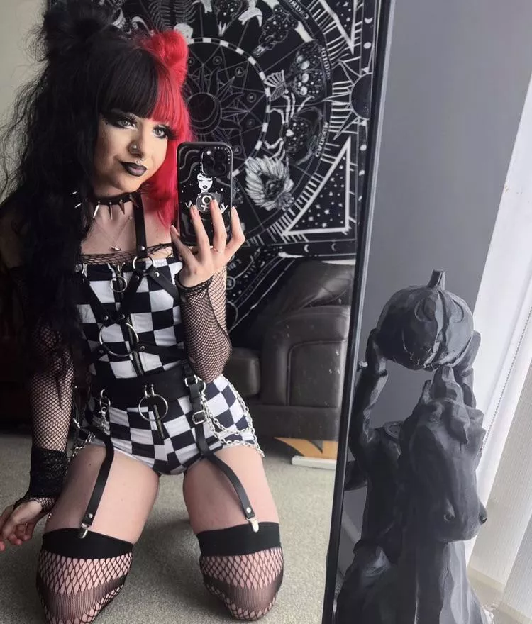 Love to get dressed up ❤️