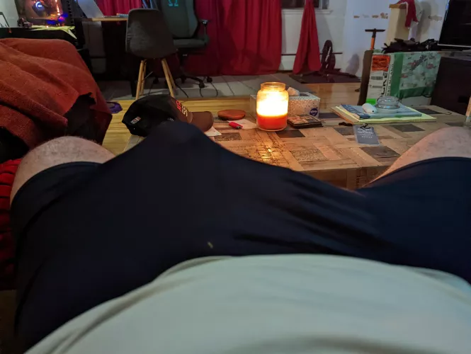 Friday night, who wants to get naughty on chat