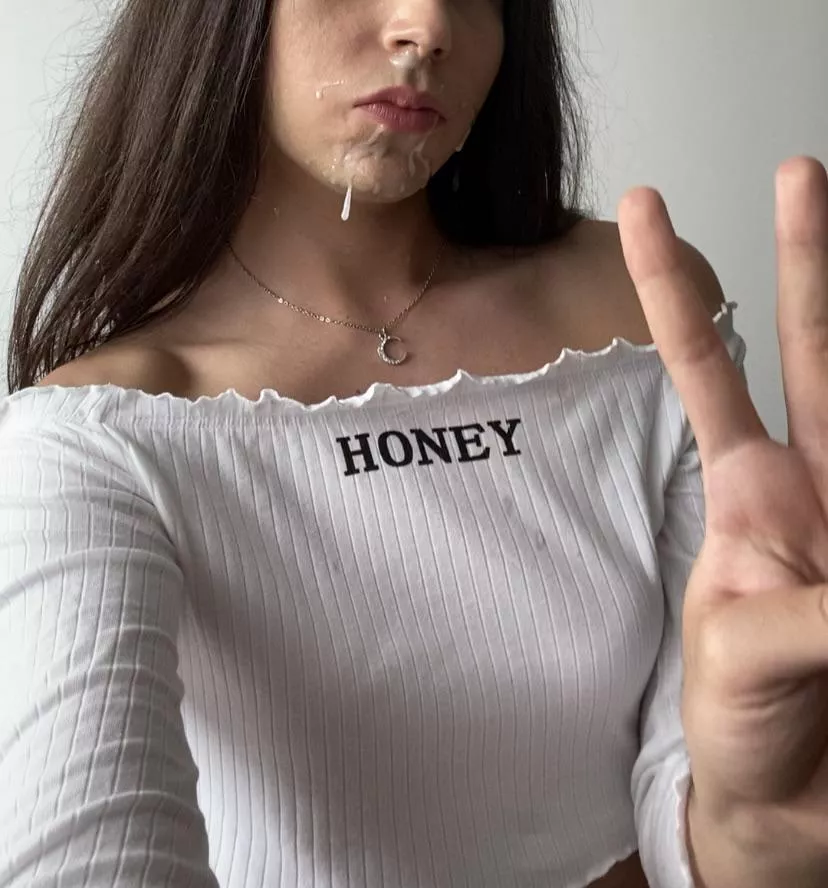 Now I feel really pretty🤭🍼