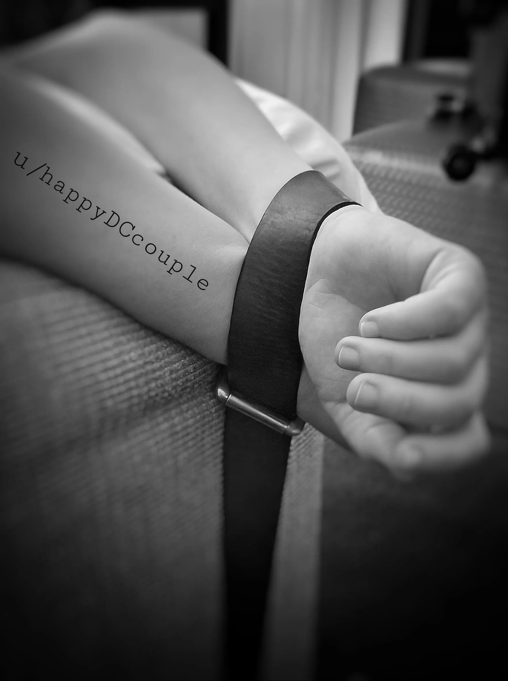 42M/40F [DC/VA] So many uses for a belt these days.