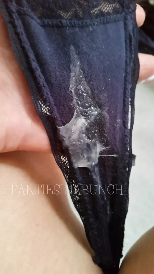 [SELLING][USA] Experienced petite asian college student seller. $50 - two day wear - w tracking & discrete packaging