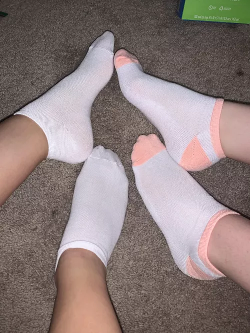 We’ll get these all dirty just for you ☺️ 4 day wear for $65 with free shipping and tracking[selling]