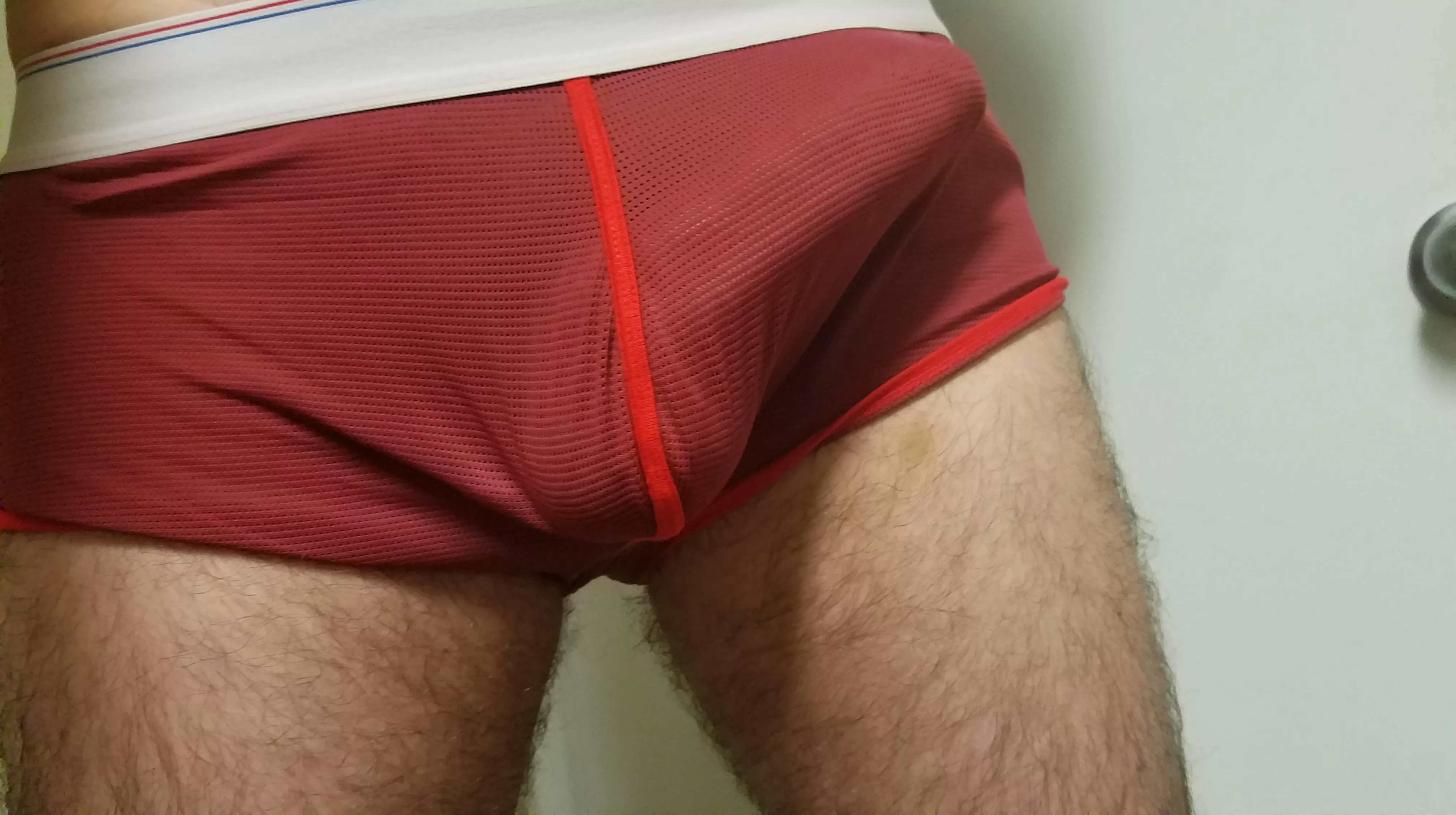 Suggestions? Been wanting/needing new underwear recently. I like ones without much branding, and back-seams are great (make my ass look nice); any links or suggestions? PM me.