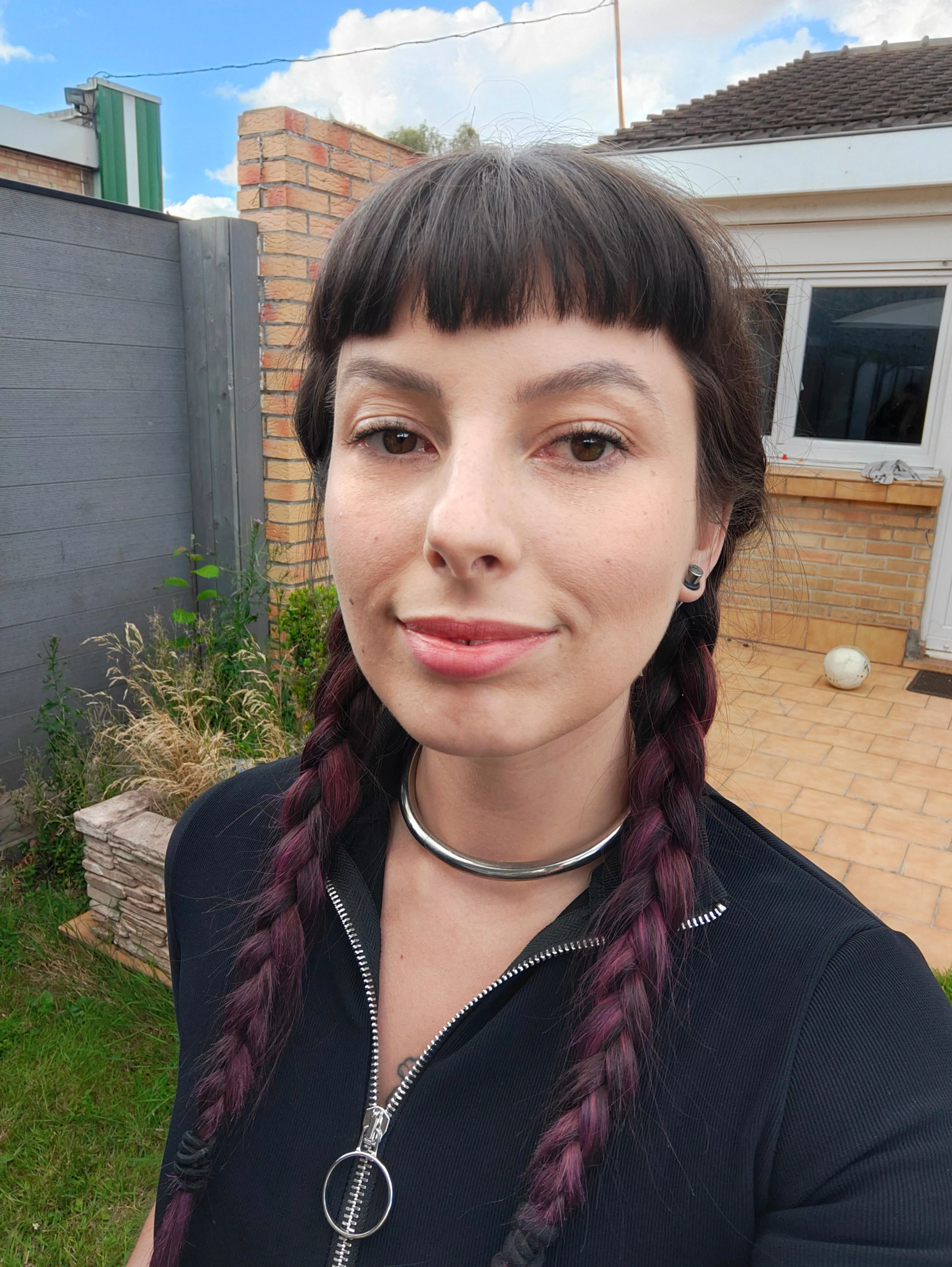 Do you like my collar ?