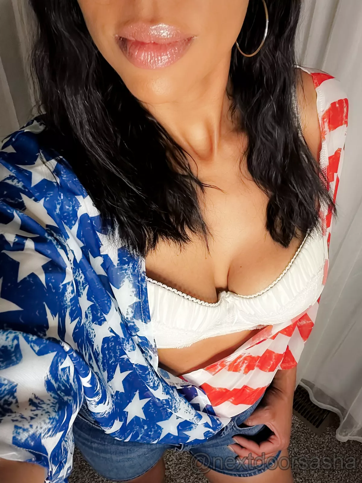 I hope all of you sexy people keep your fingers today