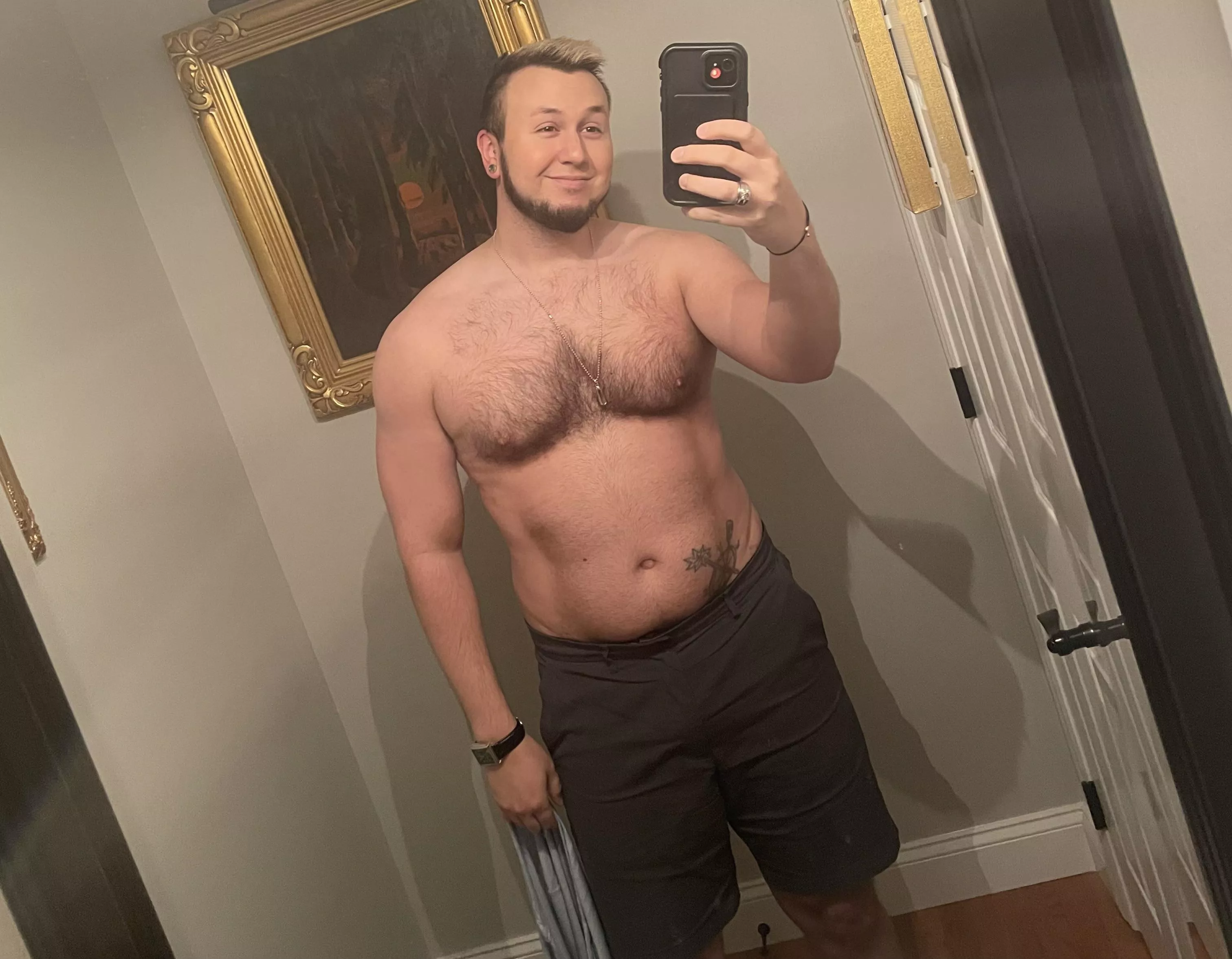 I posted a photo and someone sent me a message saying I was “disgusting”. Am I thin? Nah. Do I have rolls, and cellulite and lovehandles? Yep. I know this. But ultimately I am at peace with myself. I don’t spend my time trying to dampen anyones con