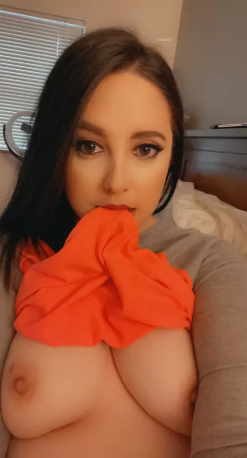 Feel lkie a lost puppy. ened you to caress my tits.