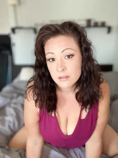 I can do more in this pose than let you look down my top