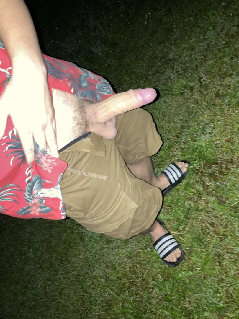 Went out for a walk, ended up jerking one in the park😅 Would you help me out if you saw me?
