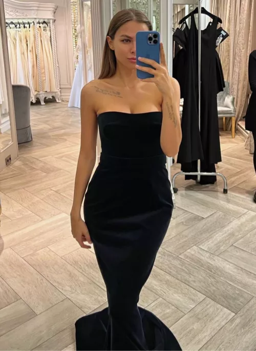 Black dress