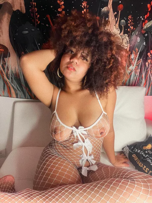 I need a kiss on my nipples