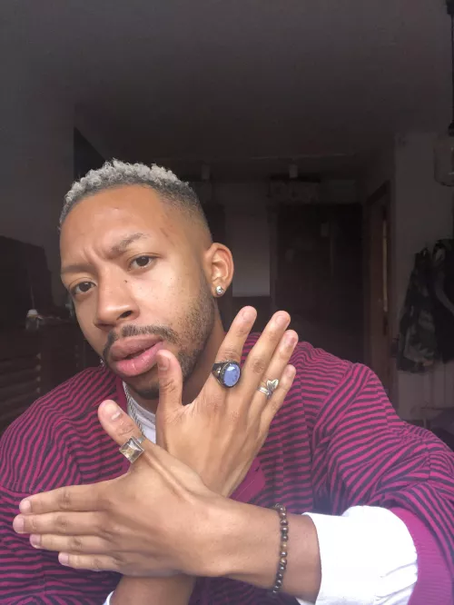 Yoo🤟🏽 [27] Open for romantic connection. HMU