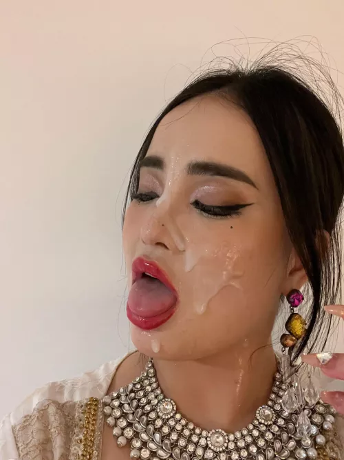 Facial for the princess 👸