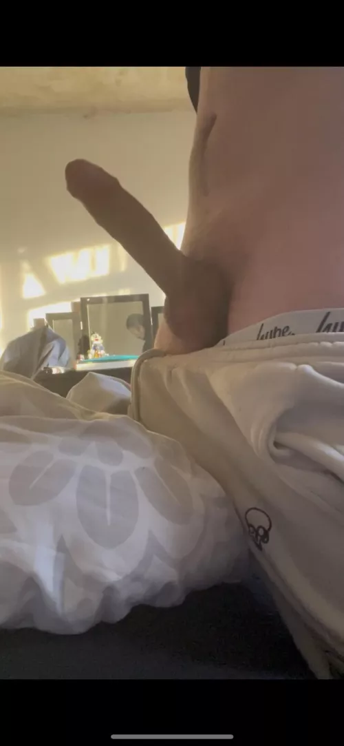 Big dick scally/chav lad here(Essex)🍆👅💦 1.4k+ on twitter @HungYoungAlpha 😈-Dms open-😈