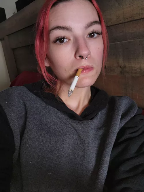 no makeup and being lazy 😴