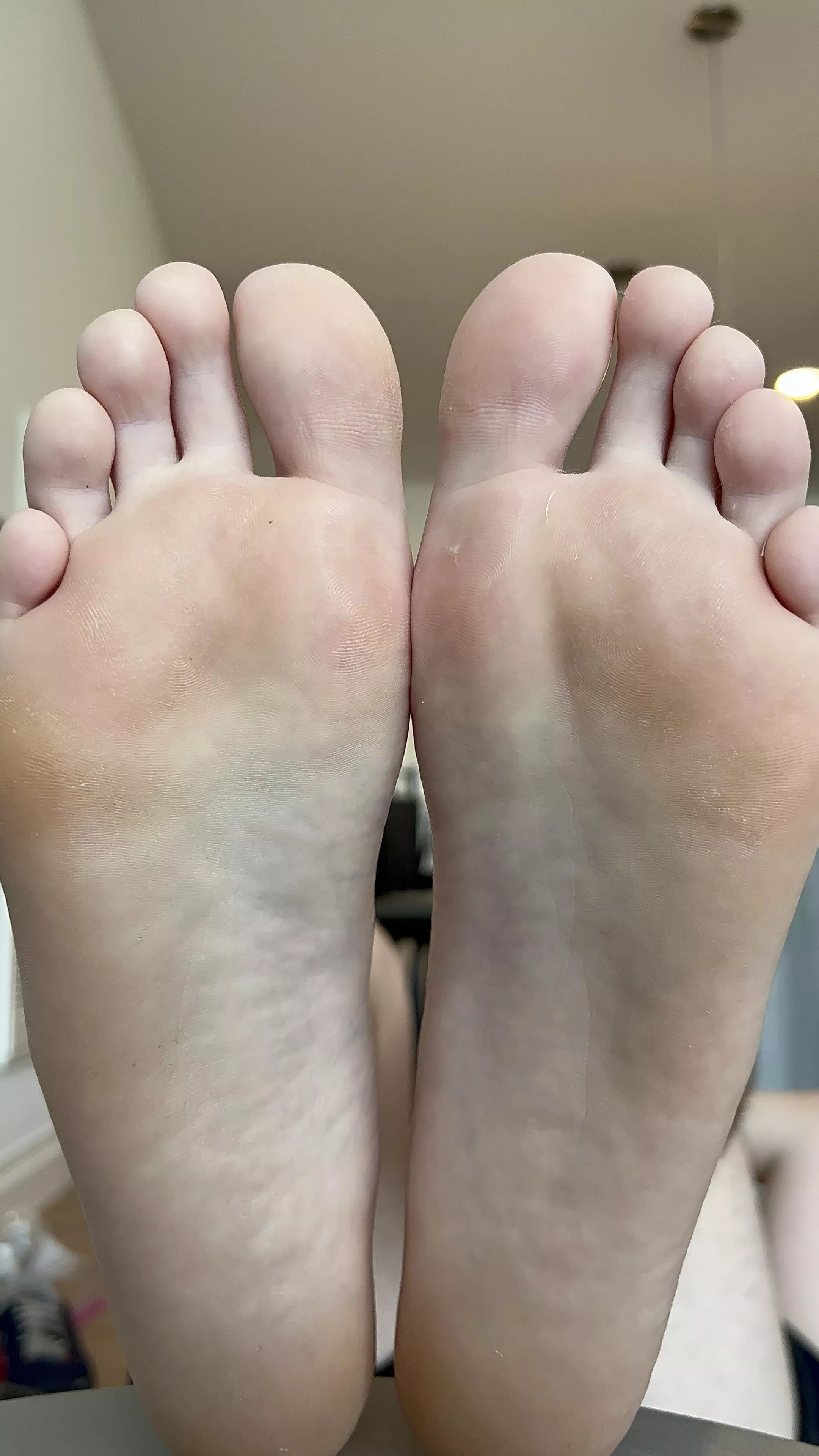 Ready for me to wrap my feet around your face? 😈😏