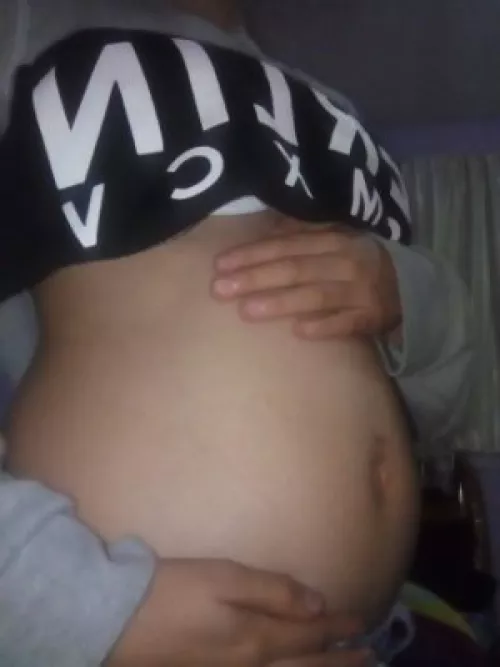 good afternoon, today I am very horny I want a very horny daddy