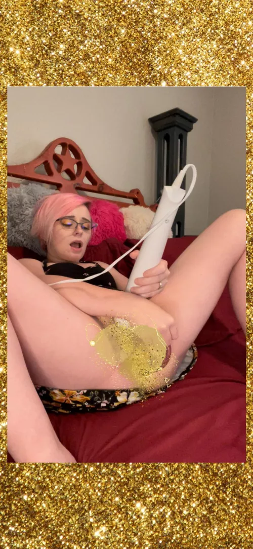 [selling] ✨VERIFIED✨ Cute petite girl wanting to have fun 😉 📸Photos,📹Videos, 🎥 cam, 👠GFE, Sexting💦, 👙Worn items & More Snap pixiechick1996