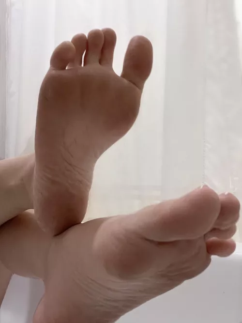 About to wash my dirty feet after a long day… wish you were here <3 DMs welcome