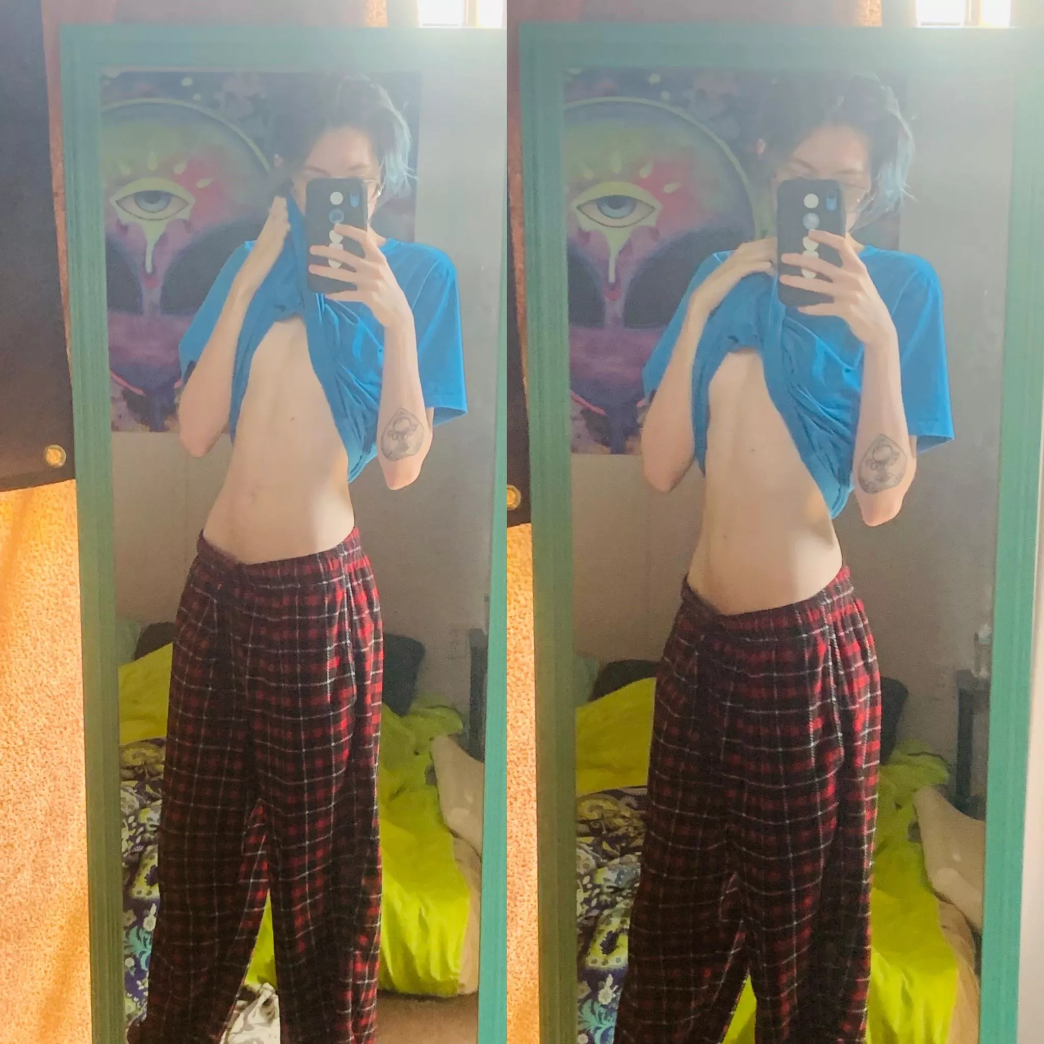 check out my alien tapestry in the back👽