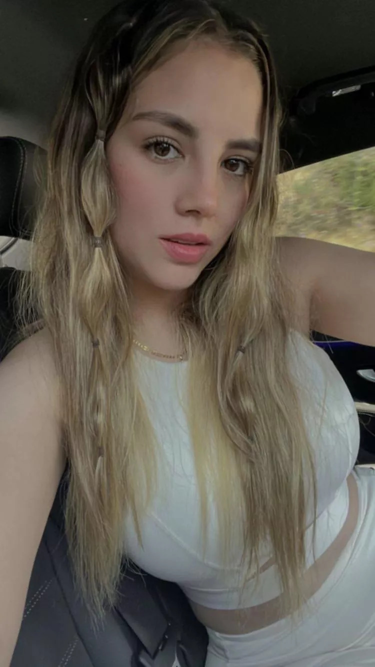 I need cocktributes/cumtributes to my mexican friend. Send me msg in kik: blasfemi7