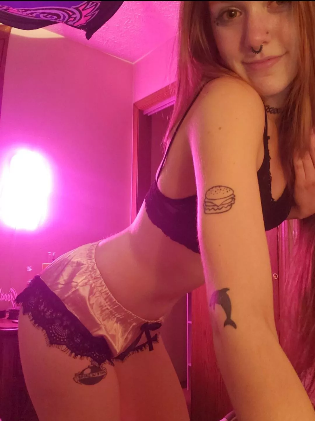 Freaky babygirl brat eager to play, let's chat now! 😈💋 OF alythefairynymph