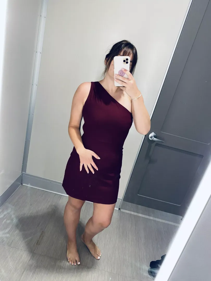 I had to ask a random guy at target to help me with the zipper.