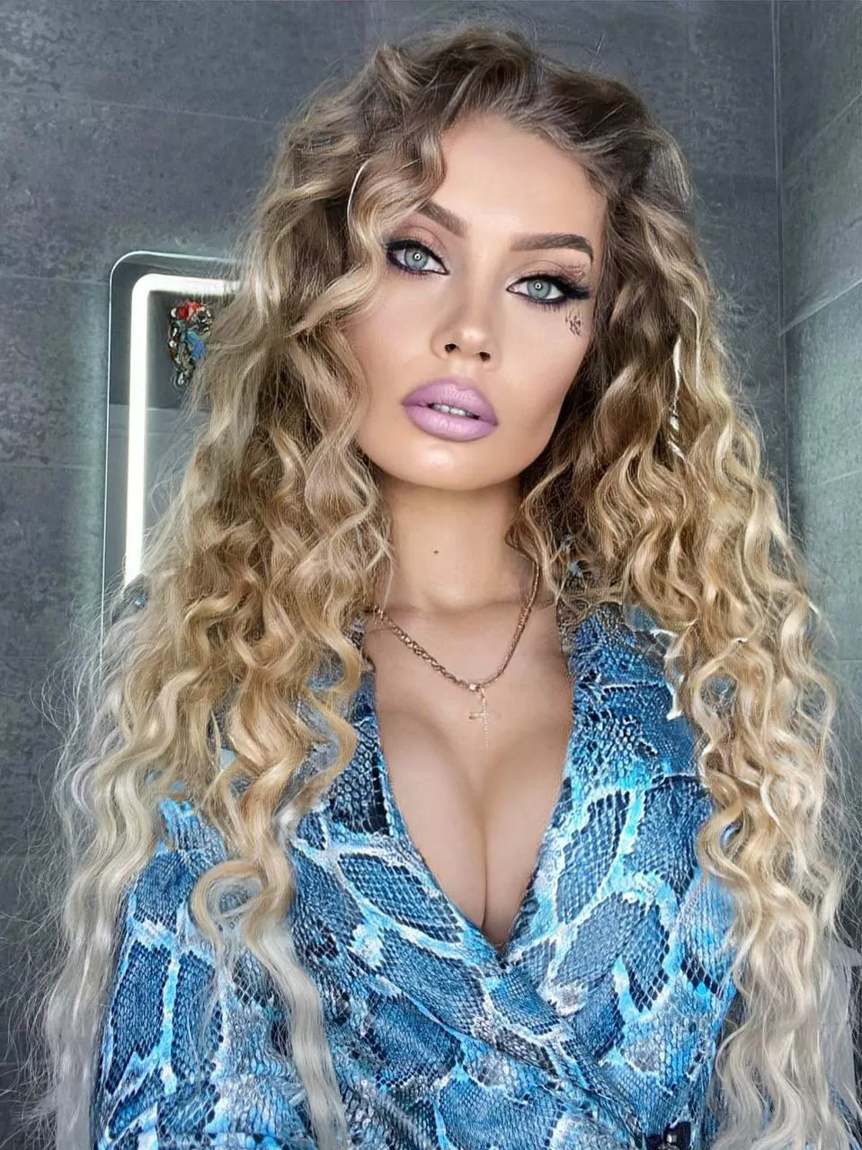 Can I be your pretty slutty girl?