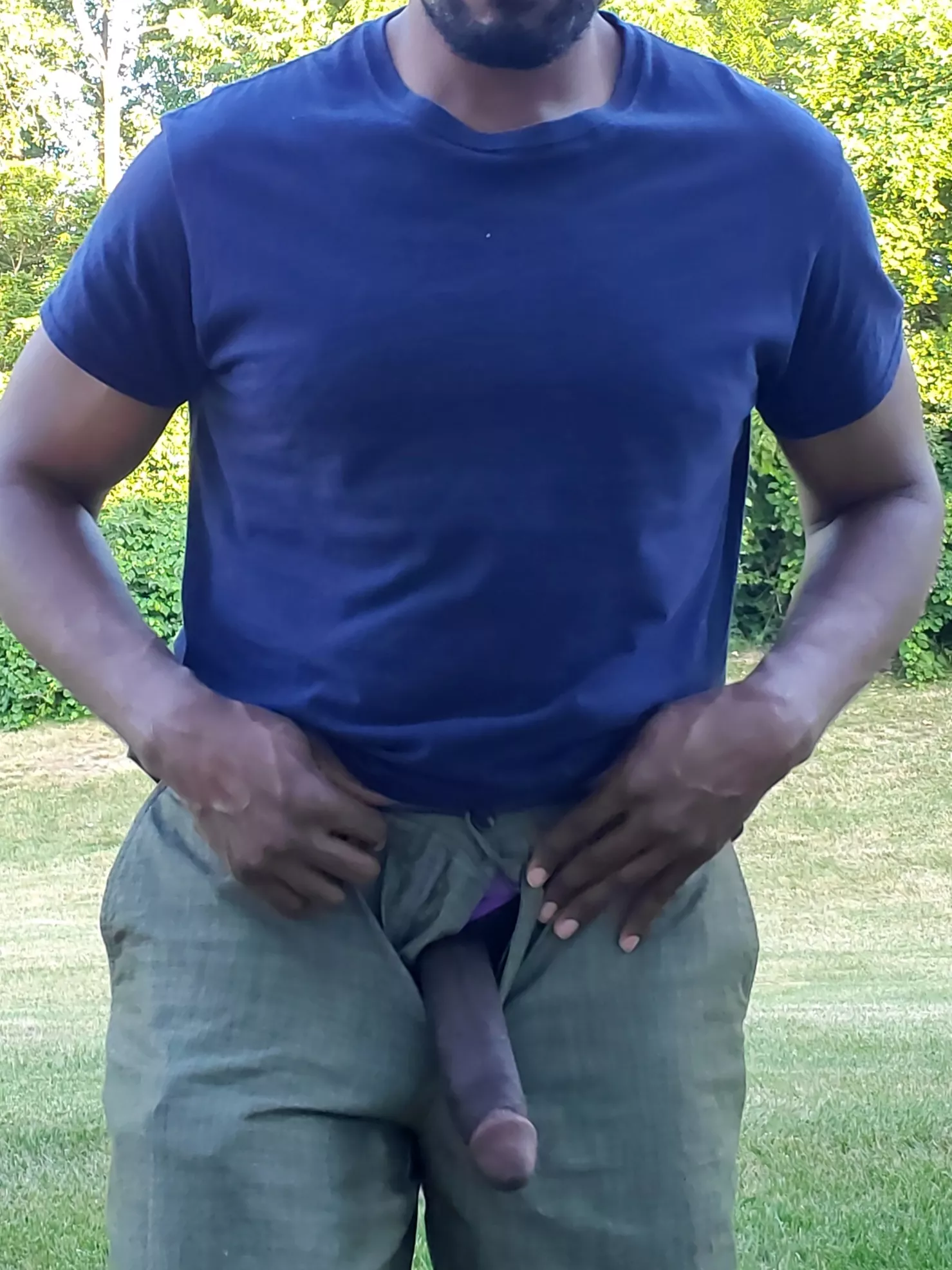 Keeping cool from the heat wave in the shade😨😥