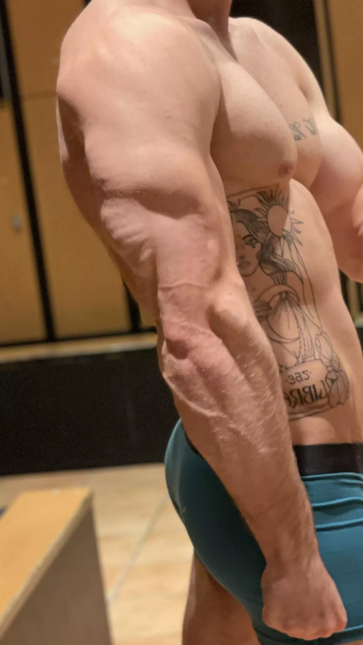 While i ignore my forearms 😅