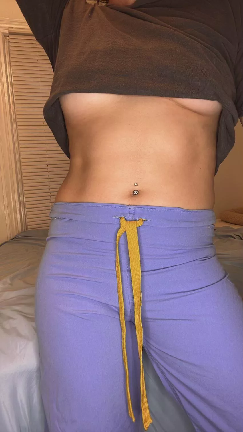 Can I be your naughty nurse 😘