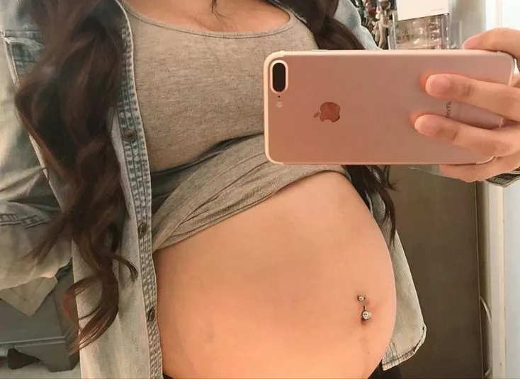 Come see my milky boobs and big pussy live check 🤭