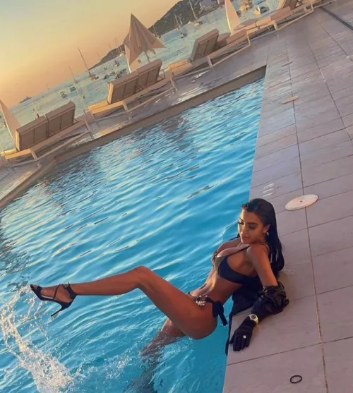 poolside